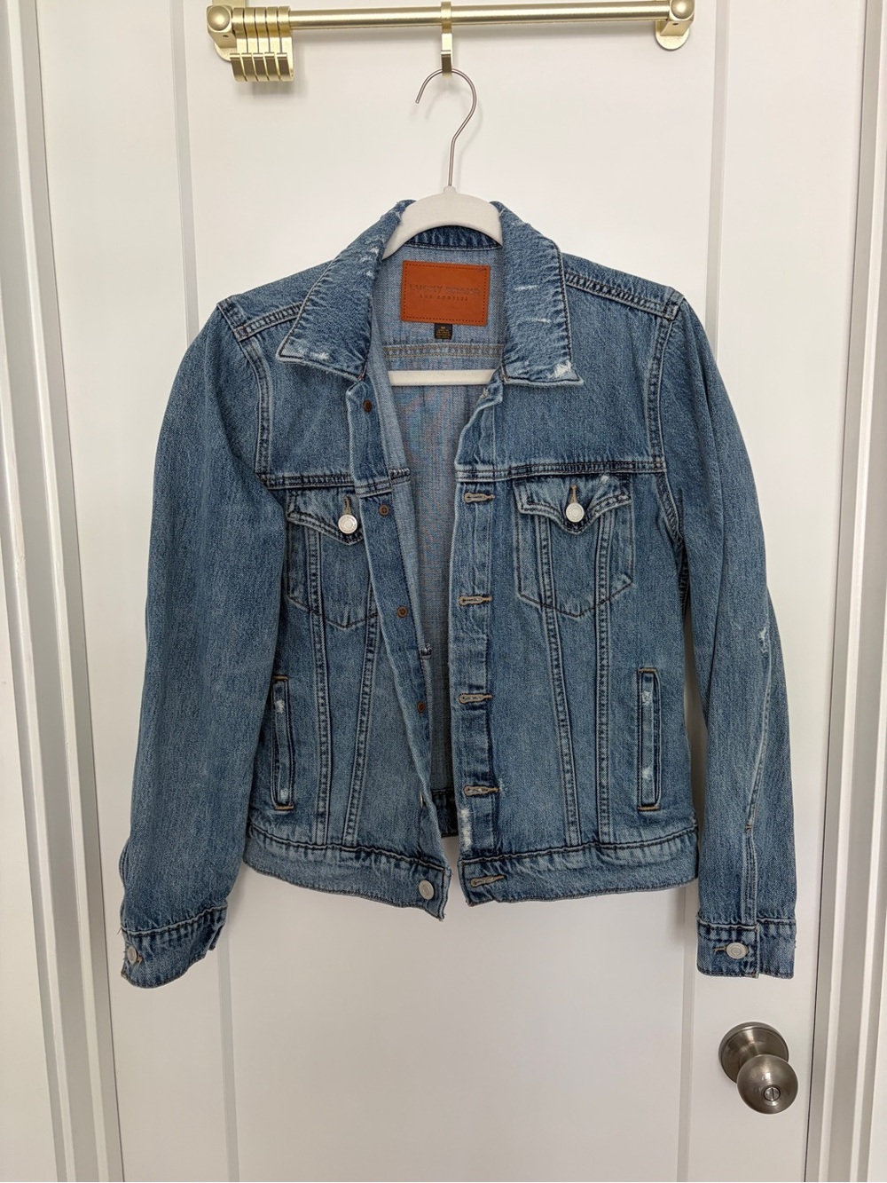 Lucky Brand Denim Jacket Women’s Distressed Light Wash - Medium